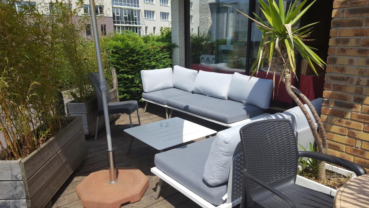 Hotel Crocus Caen Memorial Экстерьер фото